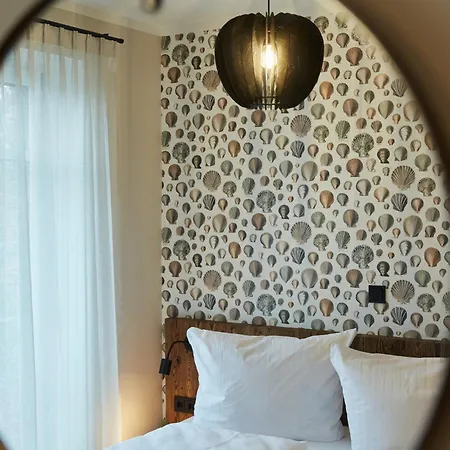 Binnendiek Haus 2 7 *